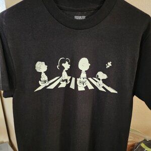 Peanuts Snoopy Beatles Abbey Road Crosswalk Men's Small Brand NEW No Tags